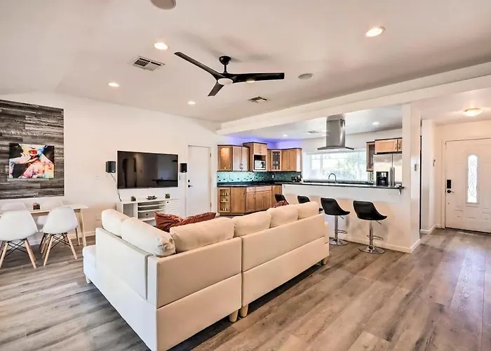 Modern Min Walk To W & City Center Scottsdale
